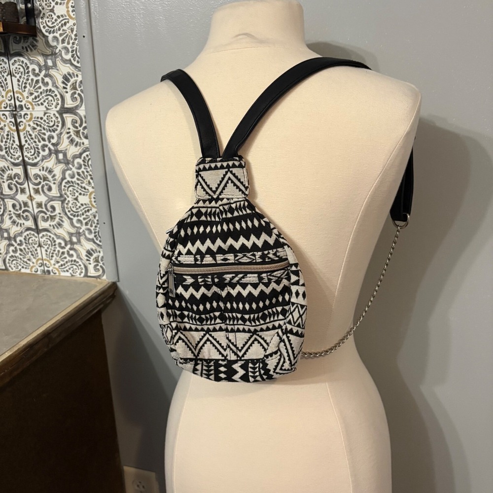 Mini White Black Aztec Tribal Print Chevron Sling Backpack w/ Chain Straps